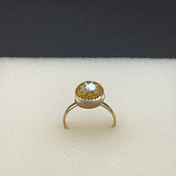 Bague petit rond engrenage doré et paillettes bleues