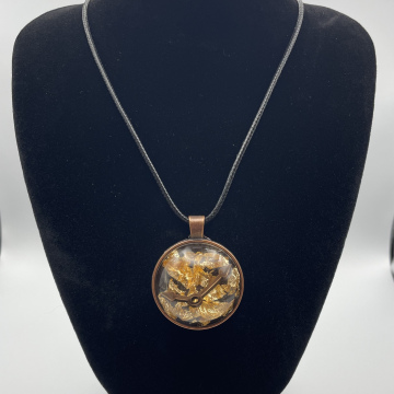 Collier cabochon rond - aiguilles